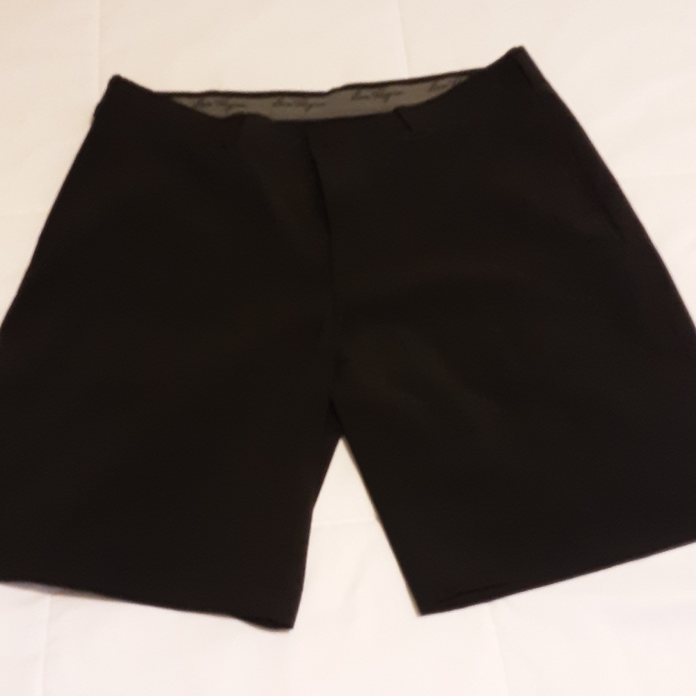 Men's golf shorts
